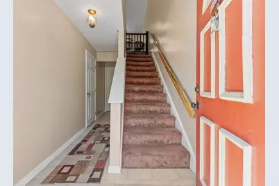 52 Heritage Dr #52, Tewksbury, MA 01876 - Photo 2