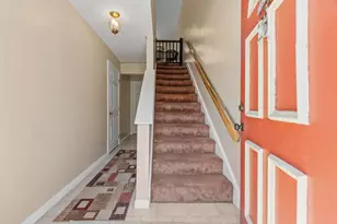 52 Heritage Dr, Tewksbury, MA 01876 - Photo 2