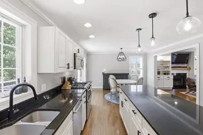 37 Hemlock Dr, Ayer, MA 01432 - Photo 10