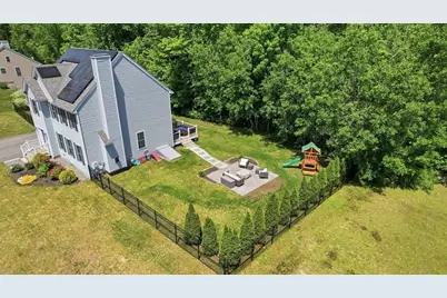 37 Hemlock Dr, Ayer, MA 01432 - Photo 34
