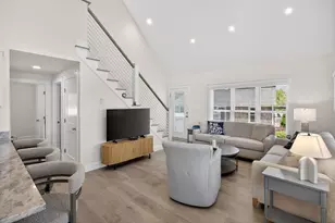 245 Edgewater Dr E, Falmouth, MA 02536 - Photo 10