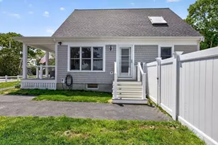 245 Edgewater Dr E, Falmouth, MA 02536 - Photo 42