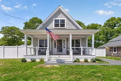245 Edgewater Drive East, Falmouth, MA 02536 - Photo 2