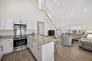245 Edgewater Dr E, Falmouth, MA 02536 - Photo 18