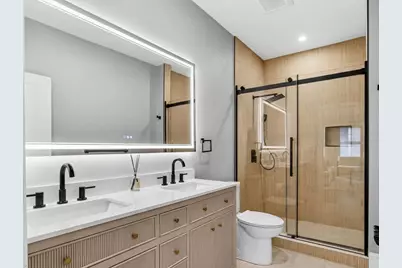 152 Washington St #1, Boston, MA 02135 - Photo 8