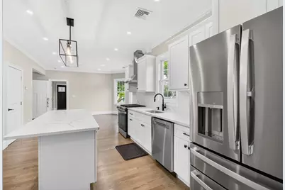 152 Washington St #2, Boston, MA 02135 - Photo 2