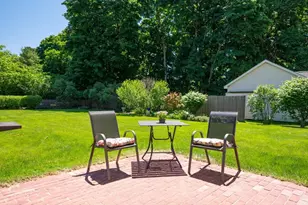 30 Hillside Ave, Amesbury, MA 01913 - Photo 34