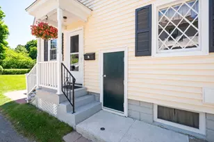 30 Hillside Ave, Amesbury, MA 01913 - Photo 4