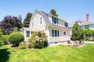 30 Hillside Ave, Amesbury, MA 01913 - Photo 32