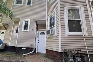 214 R Harvard St, Cambridge, MA 02139 - Photo 2