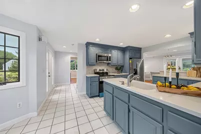 4 Meadow Dr, Littleton, MA 01460 - Photo 12