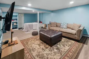 27 Searle St, Georgetown, MA 01833 - Photo 16