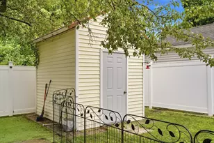 194 Oakland Ave, Methuen, MA 01844 - Photo 28
