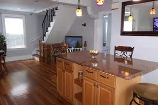 194 Oakland Ave, Methuen, MA 01844 - Photo 6