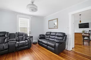 194 Oakland Ave, Methuen, MA 01844 - Photo 6