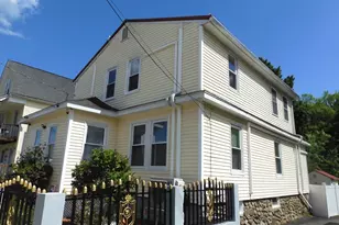 194 Oakland Ave, Methuen, MA 01844 - Photo 2