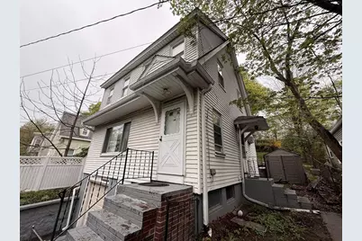 18 Pleasant St, Fitchburg, MA 01420 - Photo 2