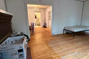 18 Pleasant St, Fitchburg, MA 01420 - Photo 10