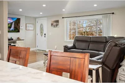 6 Rawding Rd, Peabody, MA 01960 - Photo 10