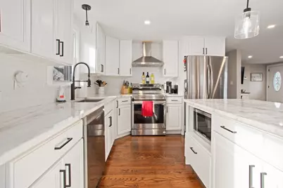 6 Rawding Rd, Peabody, MA 01960 - Photo 4