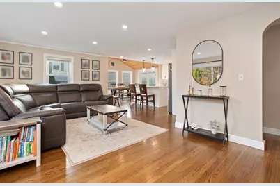 6 Rawding Rd, Peabody, MA 01960 - Photo 6