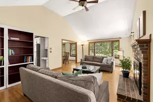 27 Old Homestead Rd, Groton, MA 01450 - Photo 4