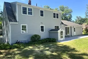 110 Longmeadow Dr, Lowell, MA 01852 - Photo 2