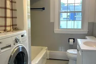 110 Longmeadow Dr, Lowell, MA 01852 - Photo 12