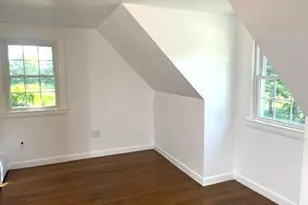 110 Longmeadow Dr, Lowell, MA 01852 - Photo 12