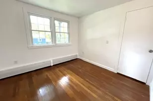 110 Longmeadow Dr, Lowell, MA 01852 - Photo 18