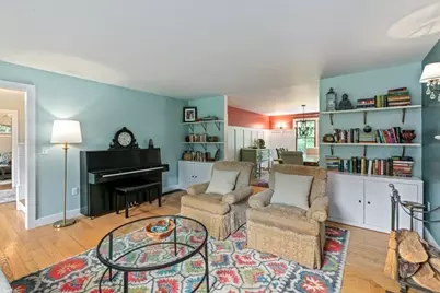 81 Tahattawan Rd, Littleton, MA 01460 - Photo 8