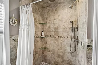 6 Crescent St, Somerville, MA 02143 - Photo 18