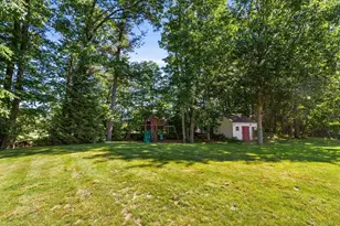 49 Larson Ave, Leominster, MA 01453 - Photo 36