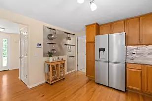 49 Larson Ave, Leominster, MA 01453 - Photo 8