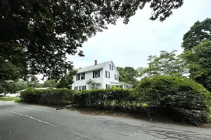 3 Lowell St, Burlington, MA 01803 - Photo 2