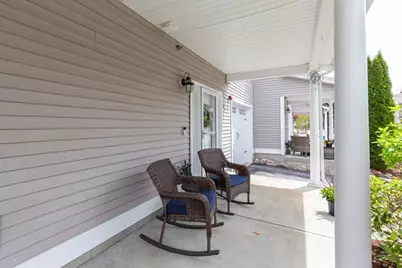 89 Woodview Way #89, Manchester, NH 03102 - Photo 6
