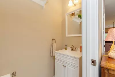 89 Woodview Way #89, Manchester, NH 03102 - Photo 10