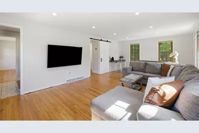 100 Beacon Hill Rd, West Springfield, MA 01089 - Photo 10
