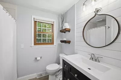 100 Beacon Hill Rd, West Springfield, MA 01089 - Photo 8