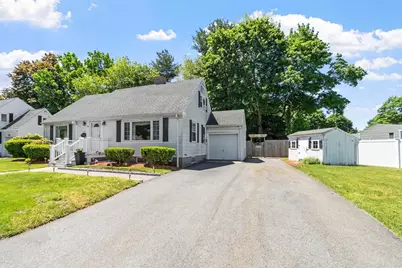 9 Oaklandvale Ave, Saugus, MA 01906 - Photo 36