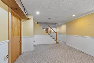 9 Oaklandvale Ave, Saugus, MA 01906 - Photo 22