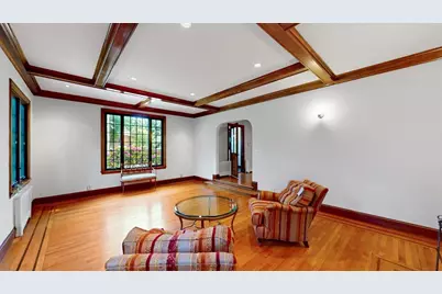 79 Woodchester Dr, Newton, MA 02467 - Photo 6