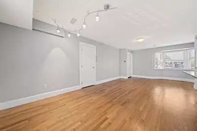184 Athens St #3, Boston, MA 02127 - Photo 8