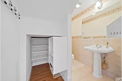 184 Athens St #3, Boston, MA 02127 - Photo 12