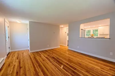 2 Bay Edge Ln, Worcester, MA 01604 - Photo 10