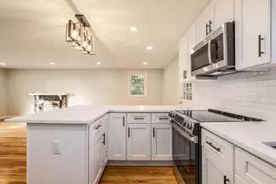 181 E Main St, Westborough, MA 01581 - Photo 8