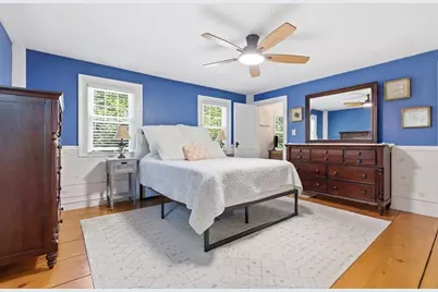 51 Grove St, Reading, MA 01867 - Photo 16