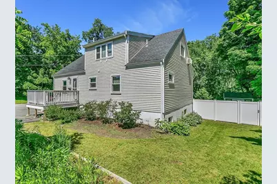 25 King Terrace, Beverly, MA 01915 - Photo 2