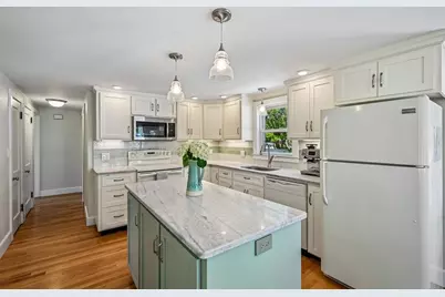 50 Mishawum Rd, Woburn, MA 01801 - Photo 10