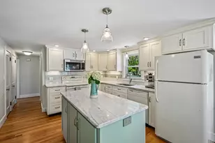 50 Mishawum Rd, Woburn, MA 01801 - Photo 10